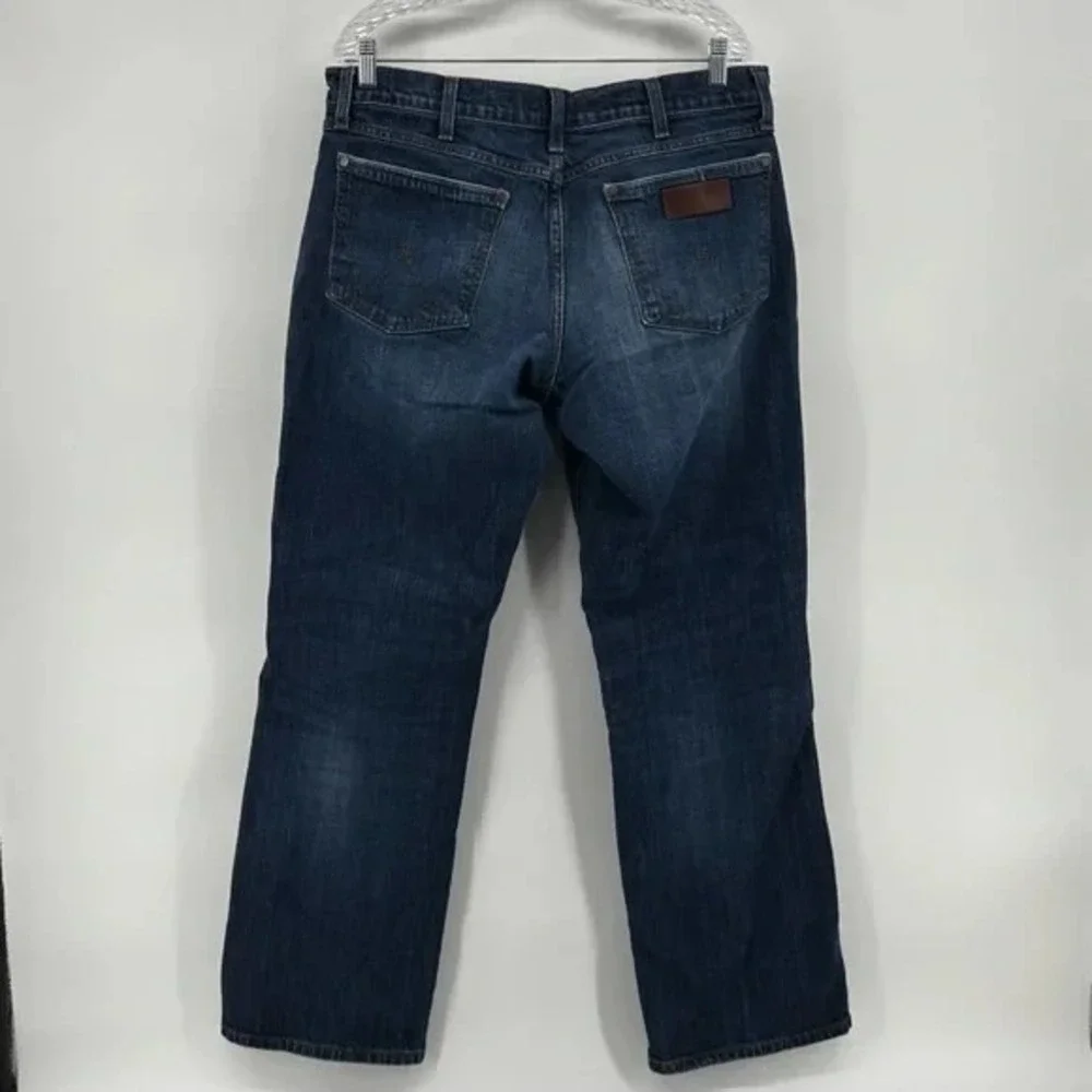Wrangler Jeans Men 34x31 Dark Wash Retro Relaxed Boot Cut Blue Denim‎ Western